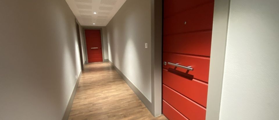 Apartment 1 room of 37 m² in Bassens (73000)