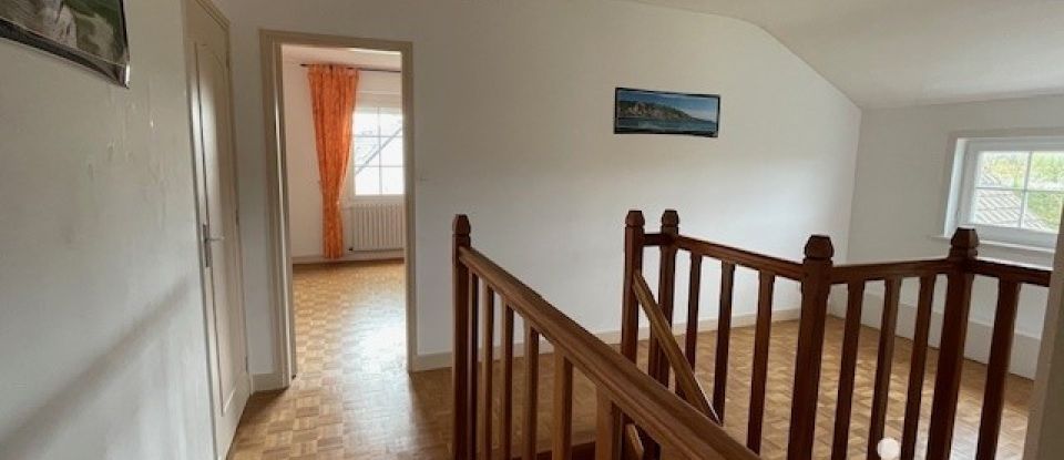 Traditional house 4 rooms of 110 m² in Cucq (62780)
