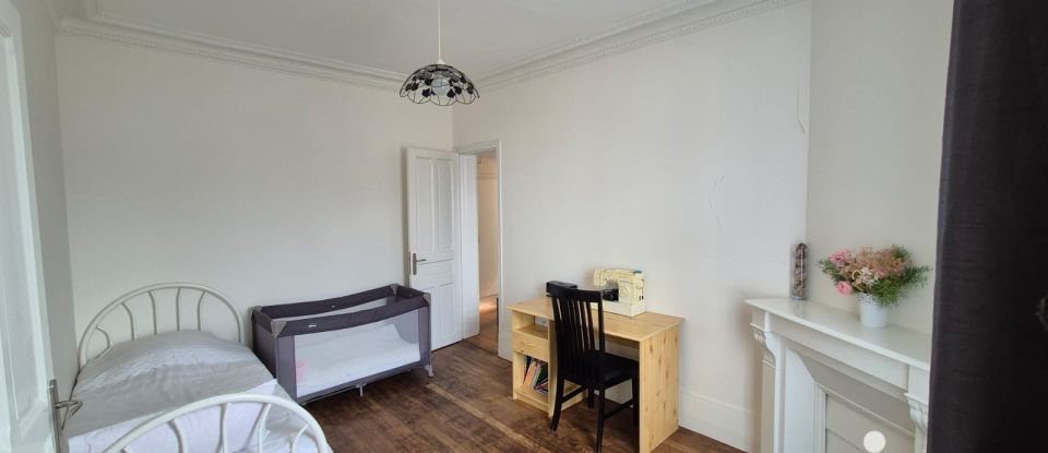 Apartment 3 rooms of 90 m² in Suresnes (92150)