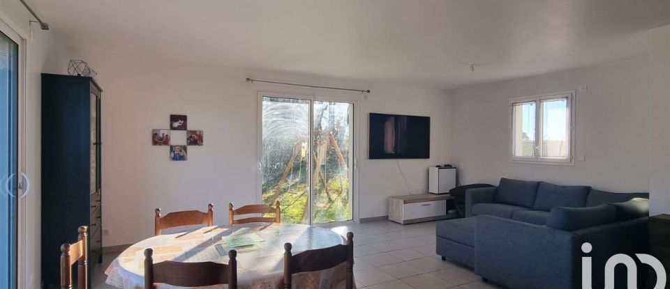 House 4 rooms of 90 m² in Lembras (24100)