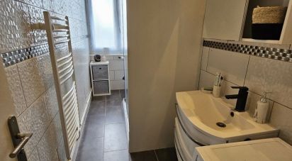 Apartment 3 rooms of 70 m² in Le Havre (76610)