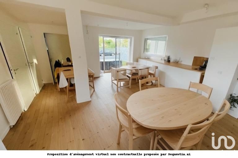 House 5 rooms of 99 m² in Janzé (35150)