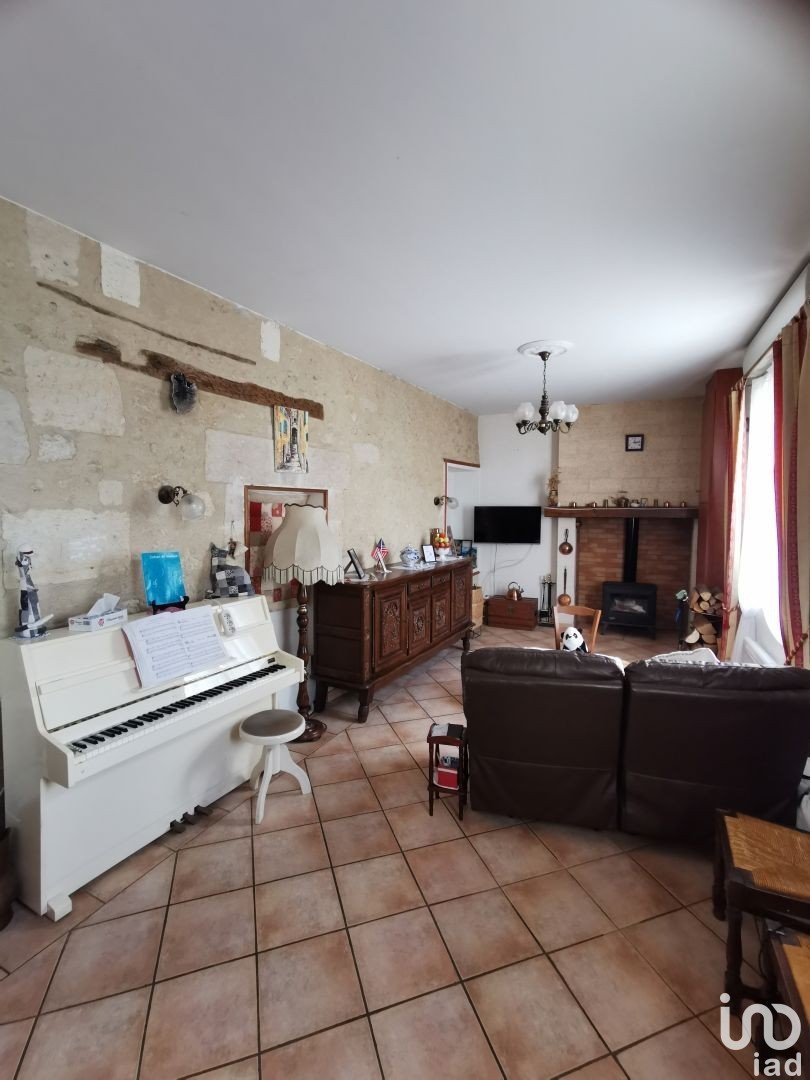 Town house 4 rooms of 123 m² in Chevanceaux (17210)