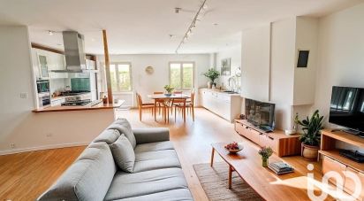 Maison traditionnelle 7 pièces de 140 m² à Mulsanne (72230)