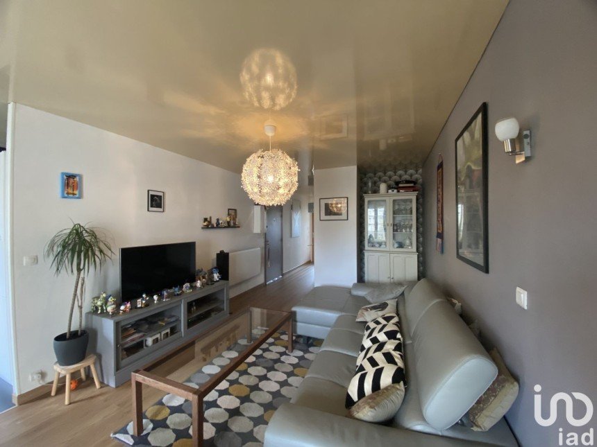 Apartment 3 rooms of 57 m² in Metz (57000)