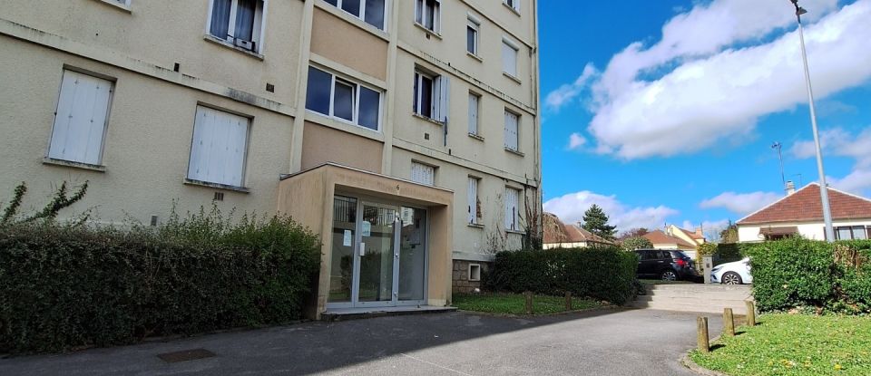 Apartment 4 rooms of 63 m² in Compiègne (60200)