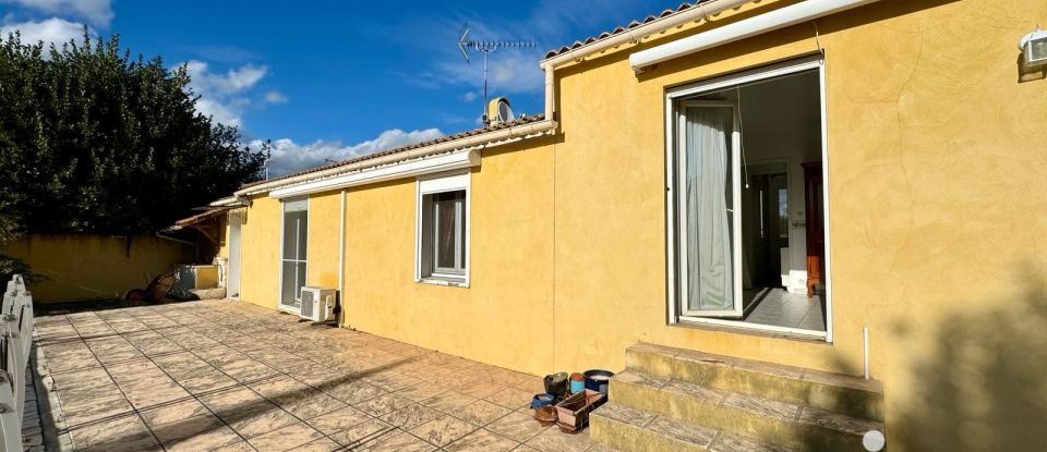 Traditional house 4 rooms of 105 m² in Marguerittes (30320)