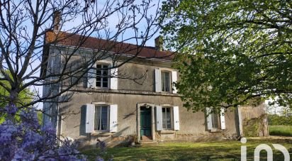 Country house 7 rooms of 184 m² in Saint-Sigismond (85420)
