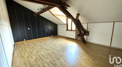 Longere 9 rooms of 224 m² in Sens (89100)