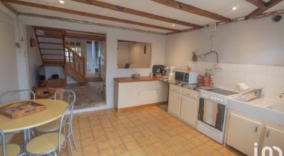House 3 rooms of 71 m² in Rostrenen (22110)