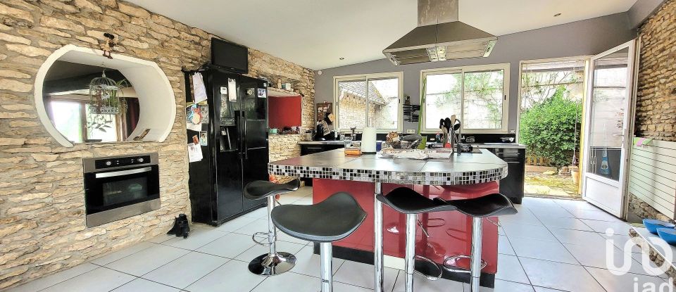 House 7 rooms of 172 m² in Trie-Château (60590)