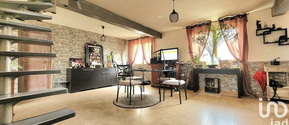 House 7 rooms of 172 m² in Trie-Château (60590)