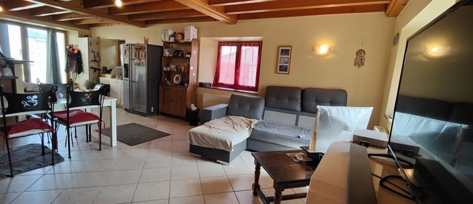 Country house 7 rooms of 140 m² in Nozières (07270)