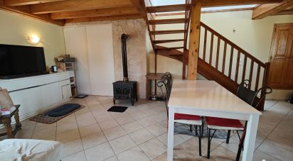Country house 7 rooms of 140 m² in Nozières (07270)