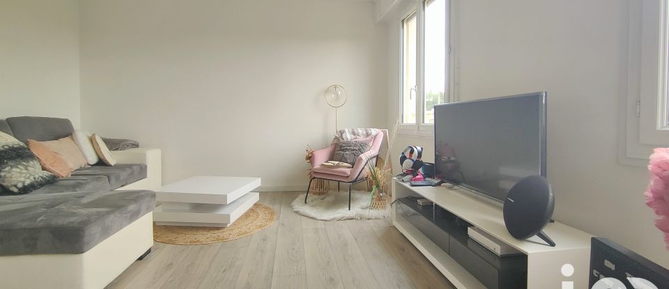 Apartment 3 rooms of 43 m² in Arpajon (91290)