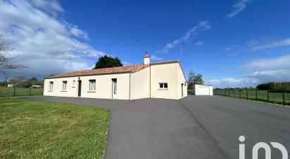 Maison de campagne 6 pièces de 152 m² à Saint-Macaire-du-Bois (49260)