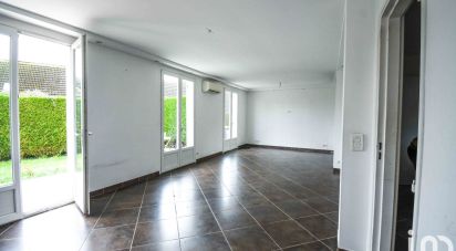Maison 6 pièces de 97 m² à Forges-les-Eaux (76440)