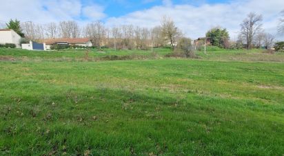 Land of 4,800 m² in Durfort-Lacapelette (82390)
