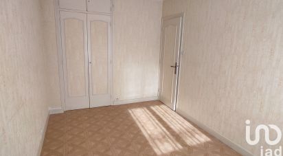 House 6 rooms of 117 m² in Fontenay-le-Marmion (14320)