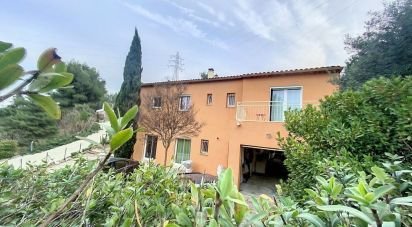 House 6 rooms of 154 m² in Clermont-l'Hérault (34800)