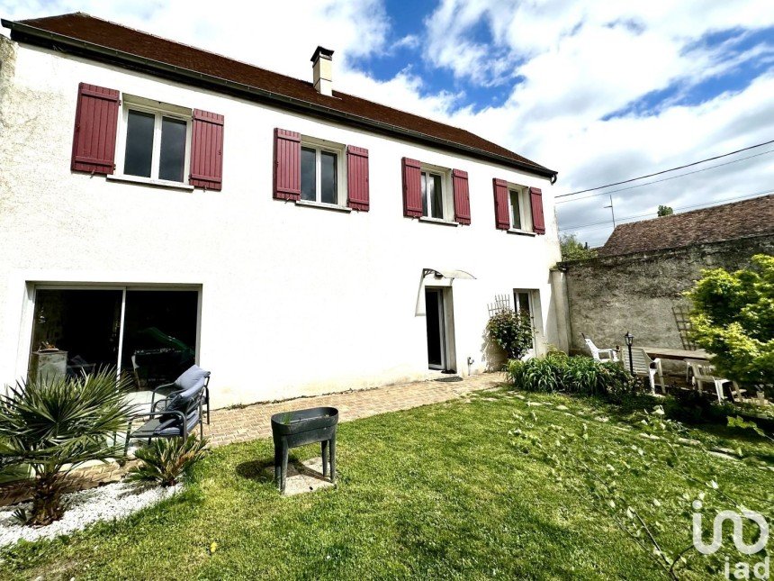 Maison 7 pièces de 168 m² à Achères-la-Forêt (77760)