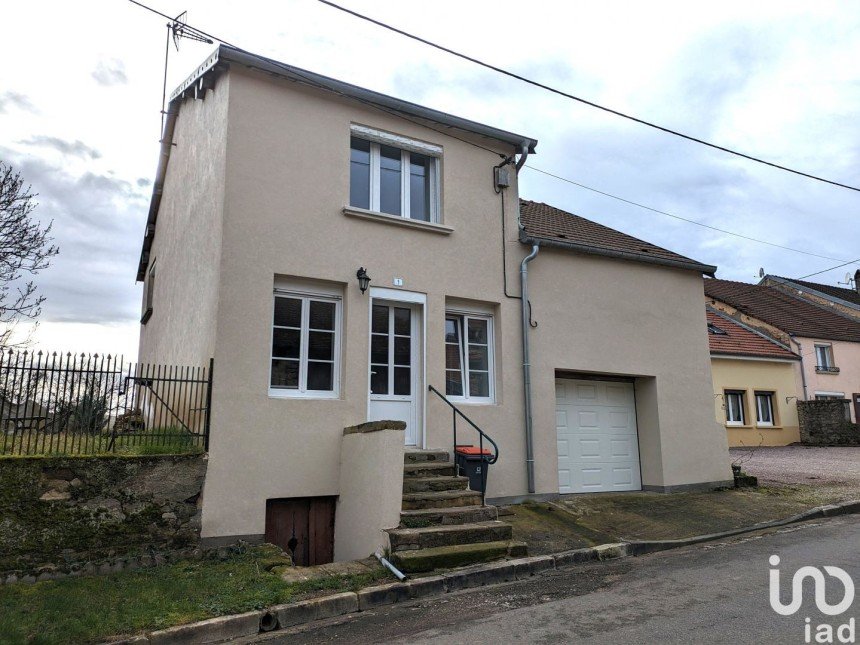 House 3 rooms of 82 m² in Champsevraine (52500)