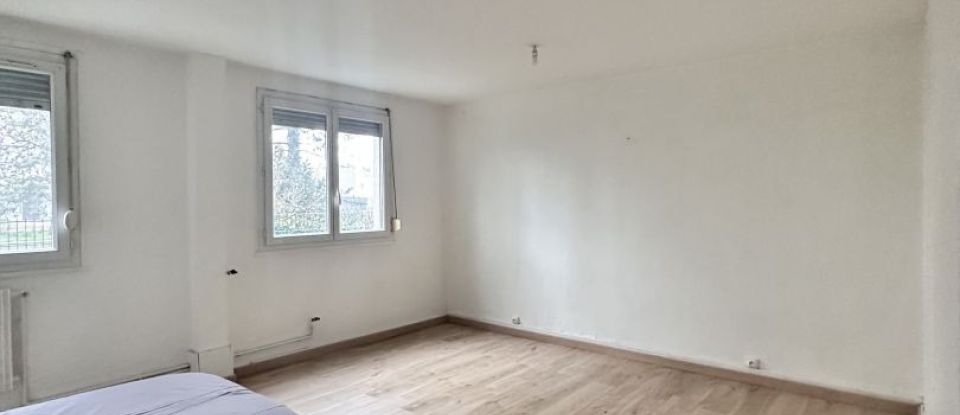 Apartment 2 rooms of 53 m² in Orléans (45100)