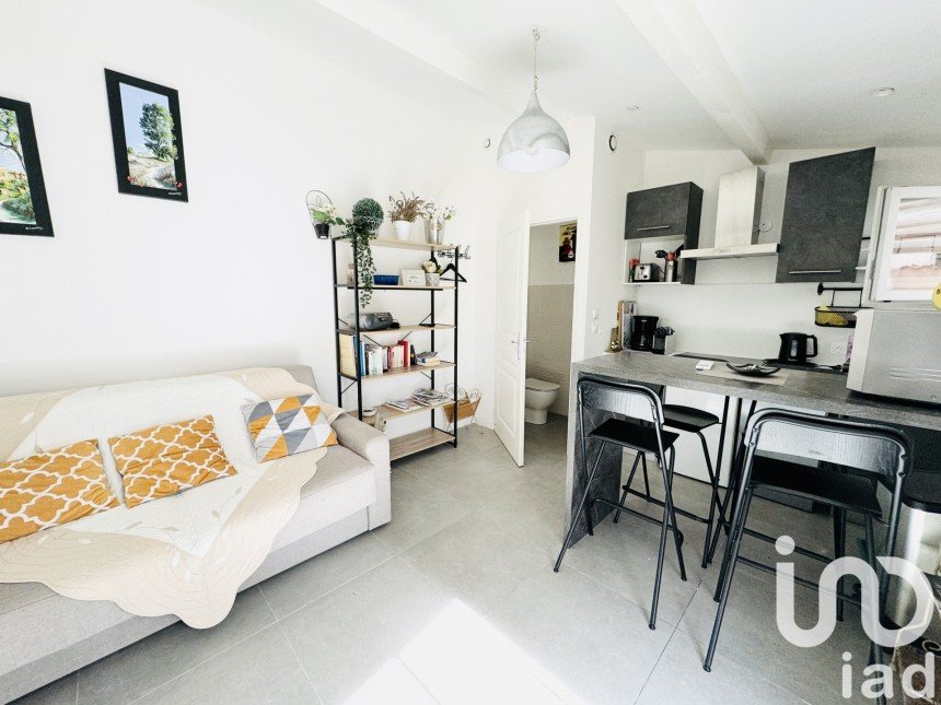 Appartement 2 pièces de 34 m² à Saint-Rémy-de-Provence (13210)