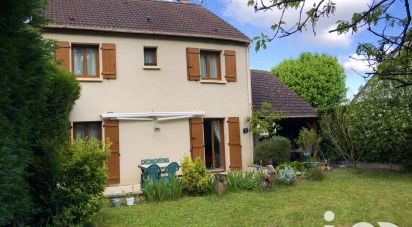 Traditional house 5 rooms of 103 m² in Les Mureaux (78130)