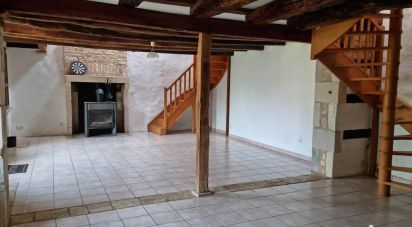 House 3 rooms of 125 m² in Brux (86510)