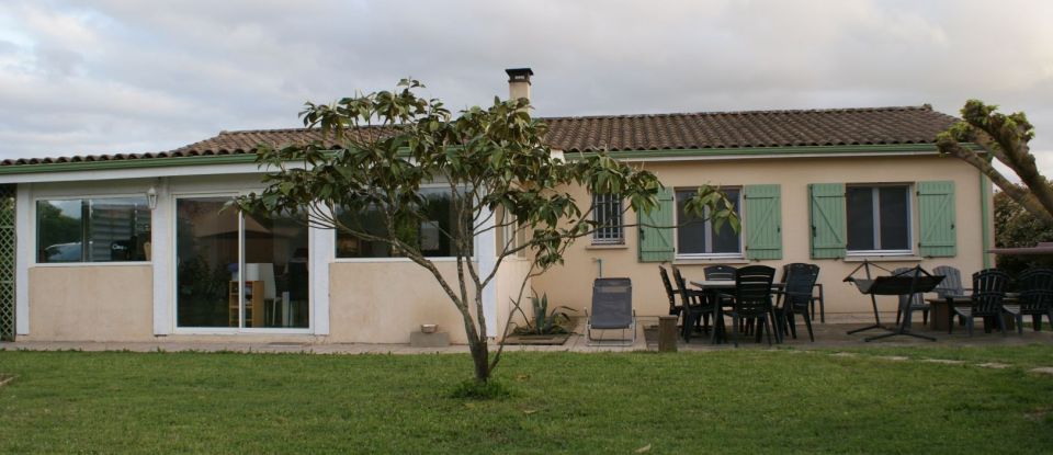 Maison 6 pièces de 122 m² à Le Pian-sur-Garonne (33490)