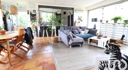 Architect house 4 rooms of 98 m² in Fay-aux-Loges (45450)
