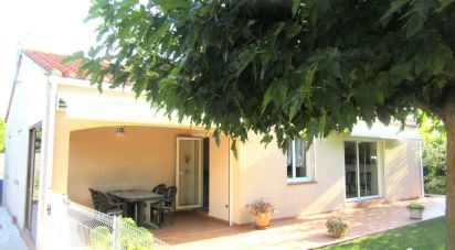 House 4 rooms of 87 m² in Rodès (66320)