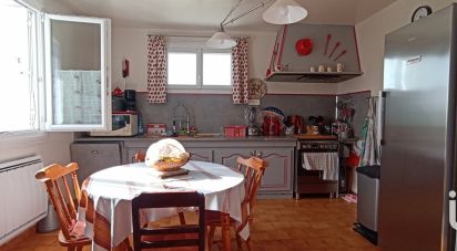 Country house 7 rooms of 145 m² in Sazilly (37220)