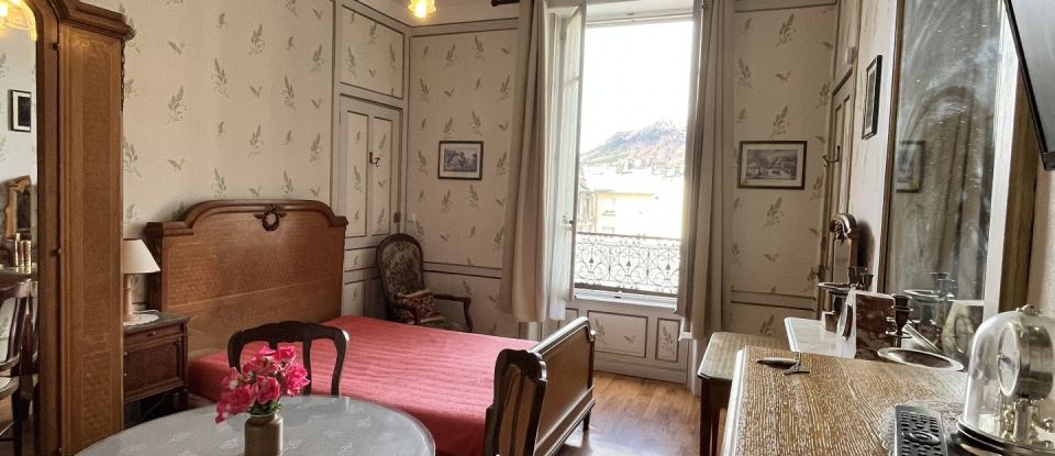 Apartment 2 rooms of 66 m² in Mont-Dore (63240)