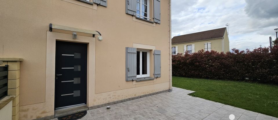 Maison traditionnelle 6 pièces de 98 m² à Champagne-sur-Oise (95660)