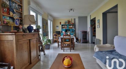 Maison traditionnelle 5 pièces de 135 m² à Nivillac (56130)