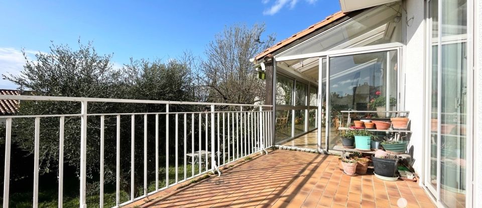Traditional house 10 rooms of 186 m² in Carcassonne (11000)