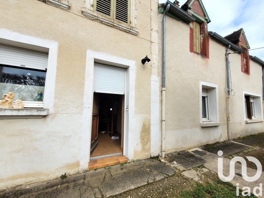 Maison traditionnelle 5 pièces de 120 m² à Nogent-le-Rotrou (28400)