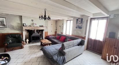 House 5 rooms of 88 m² in Nanteuil (79400)