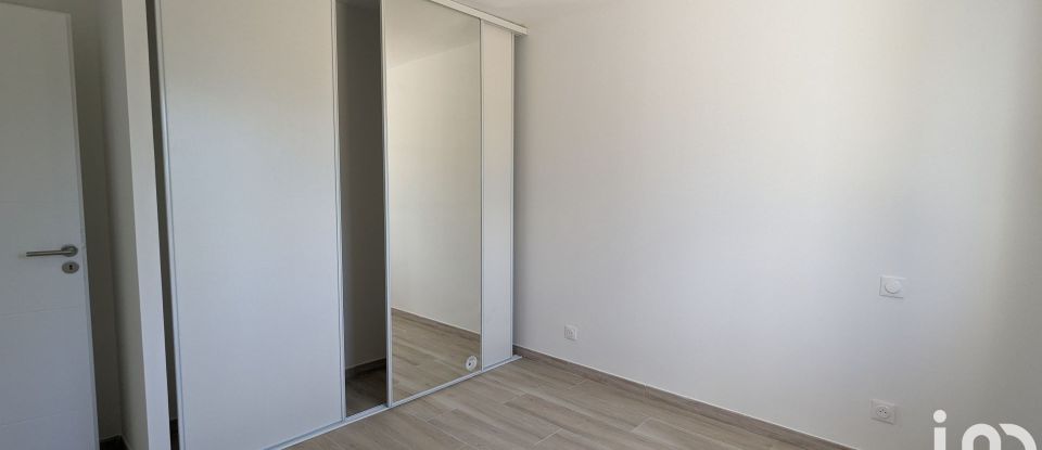 House 4 rooms of 92 m² in Médis (17600)