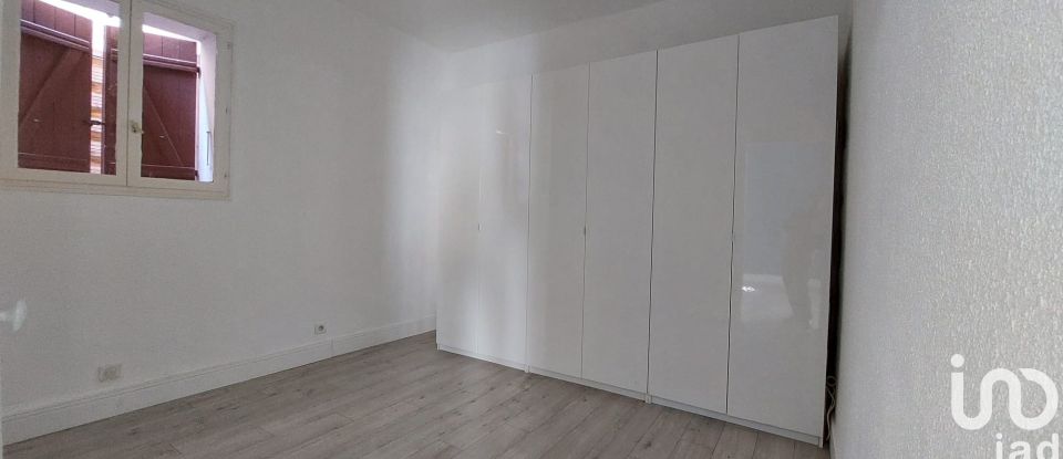 Appartement 3 pièces de 76 m² à Toulon (83000)