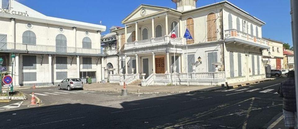 Maison de ville 7 pièces de 132 m² à Basse-Terre (97100)