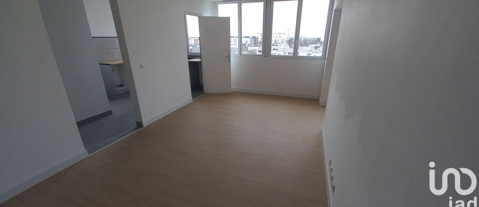 Apartment 2 rooms of 40 m² in Orly (94310)