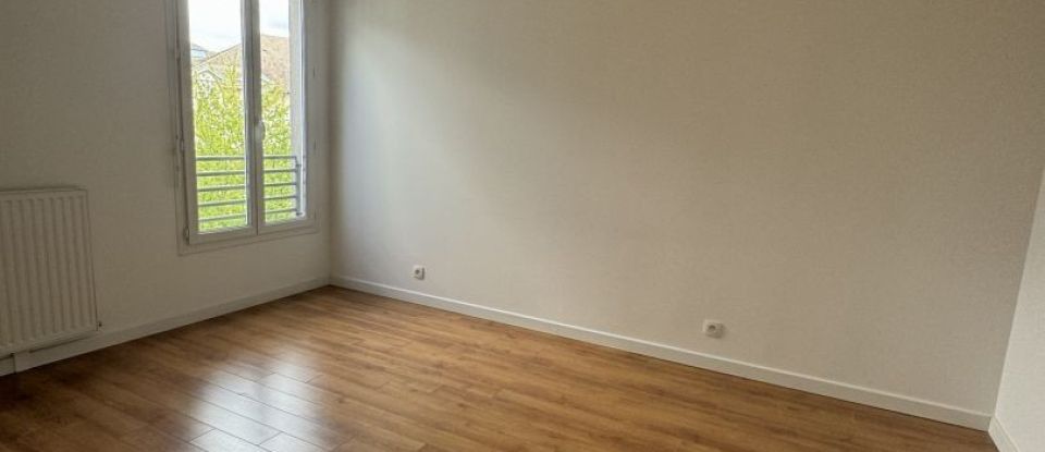 Apartment 2 rooms of 50 m² in Saint-Pierre-du-Perray (91280)