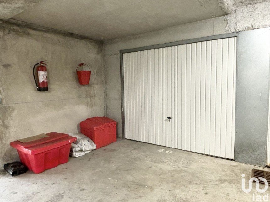 Parking/garage/box de 13 m² à Bagnolet (93170)