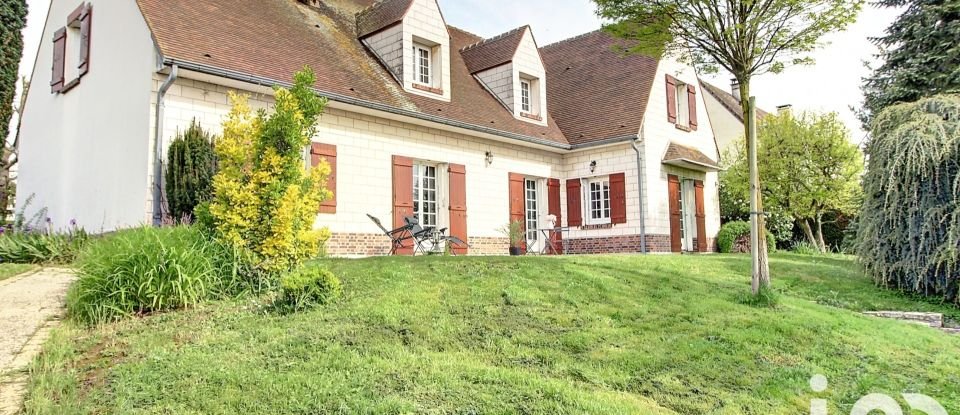 Maison traditionnelle 8 pièces de 250 m² à Beauvais (60000)
