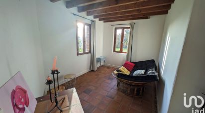 Country house 5 rooms of 94 m² in Mézilles (89130)