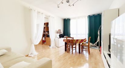 Appartement 4 pièces de 77 m² à Aubervilliers (93300)