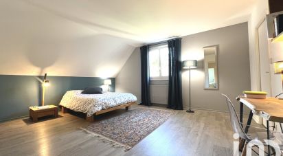 Maison 8 pièces de 227 m² à Thouaré-sur-Loire (44470)